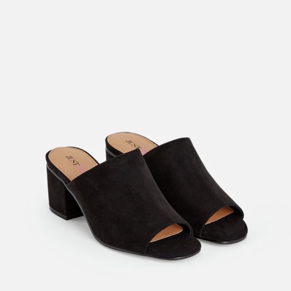 •Black Mules• Gently worn•like new•